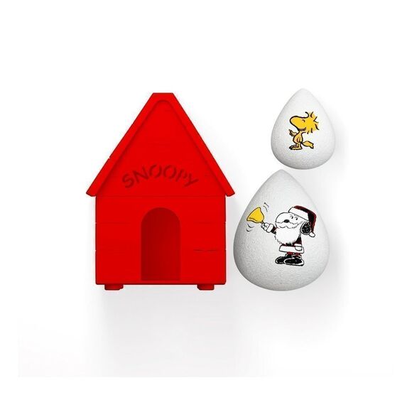 Wet n Wild Peanuts Snoopy Dog House and Set of 2 Sponges NWT - Picture 7 of 10